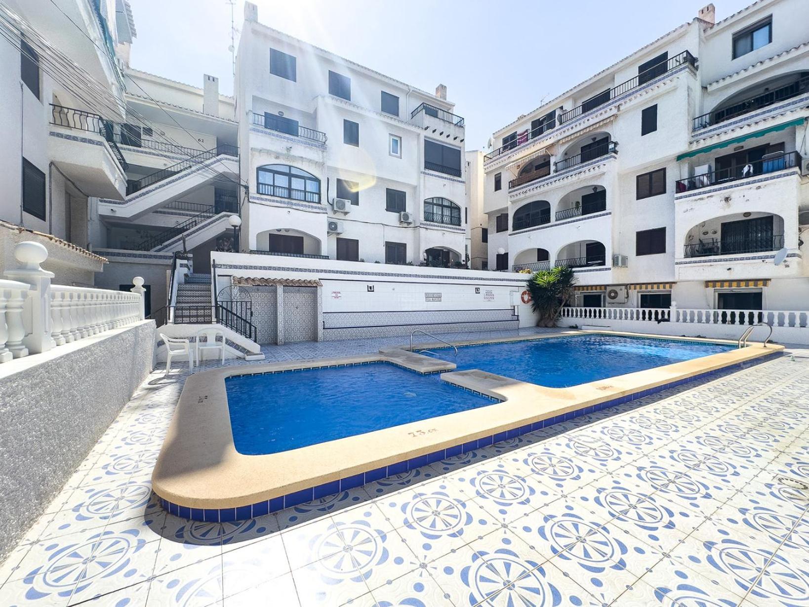 Residential With Pool, 500 Meters To The Beach โอริอุเอลา ภายนอก รูปภาพ